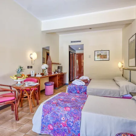 Caesar Palace Hotel 4*
