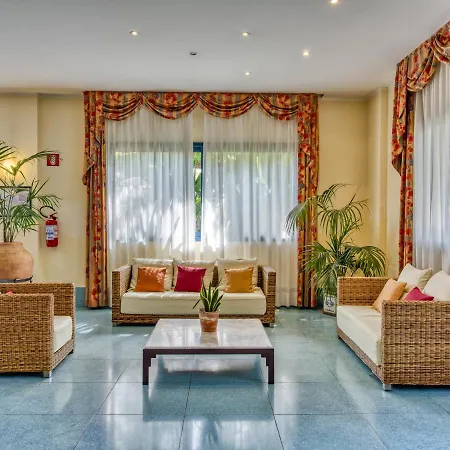 Caesar Palace Hotell 4*