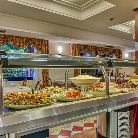 Hotell Caesar Palace Giardini Naxos