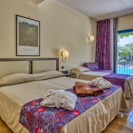 Hotell Caesar Palace Giardini Naxos