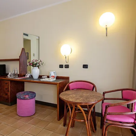 Caesar Palace 4* Giardini Naxos