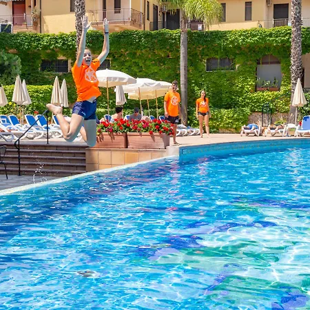 Hotel Caesar Palace Giardini-Naxos