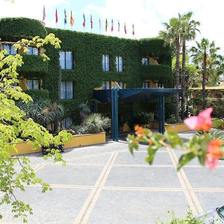 Caesar Palace Hotell Giardini Naxos
