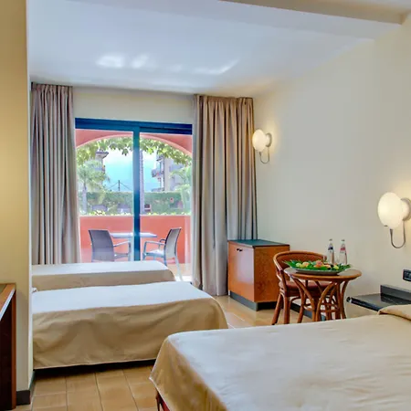 凯撒皇宫酒店 4* 贾迪尼-纳克索斯