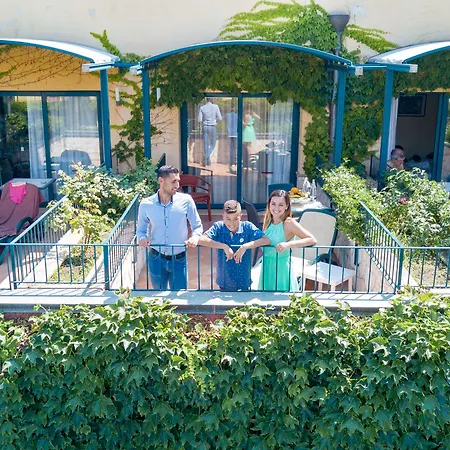 Caesar Palace Otel 4*