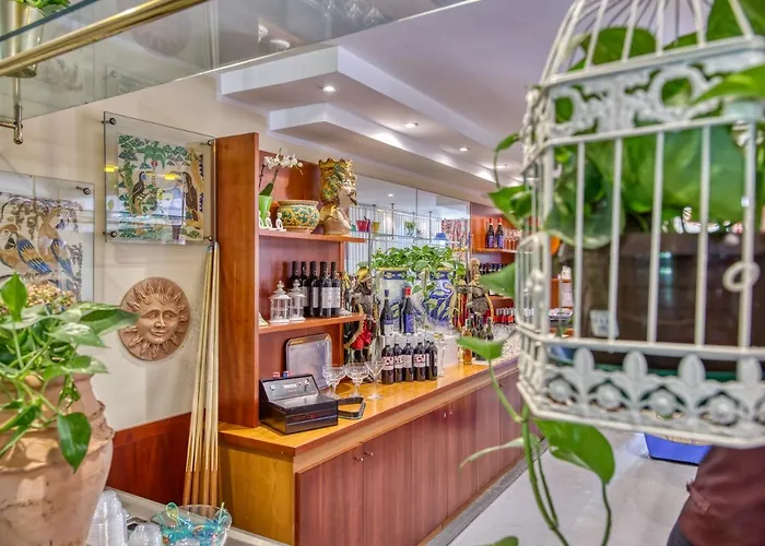 Caesar Palace Джардини-Наксос