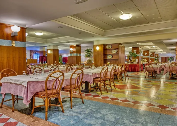 Отель Caesar Palace 4*