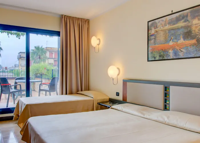 Caesar Palace Джардини-Наксос