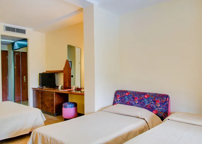 Caesar Palace Джардини-Наксос